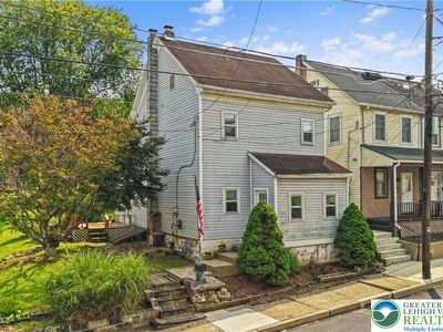 148 Monroe St