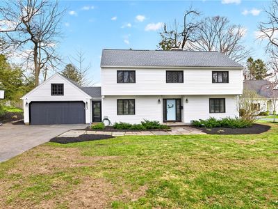 3 Stonegate Ln