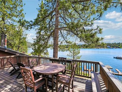 701 Cove Dr