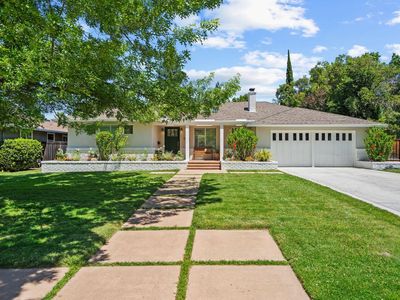 3831 San Ysidro Way