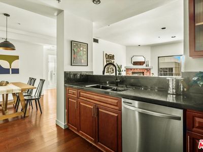 417 S Westmoreland Ave Unit 404