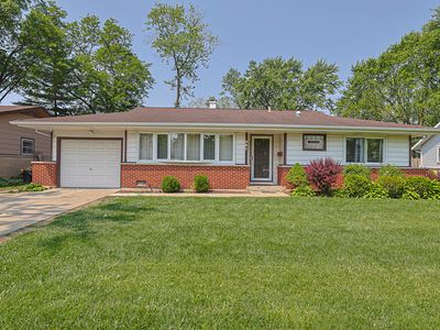 521 Edgewood Ln
