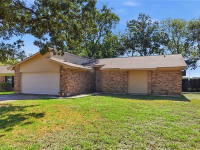 3235 Red Robin Loop