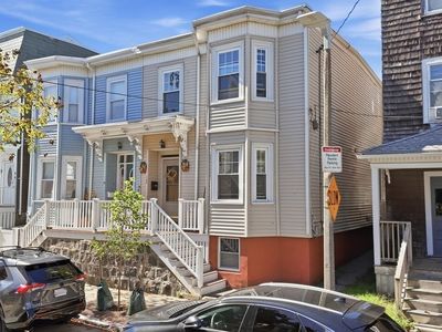 100 Buttonwood St