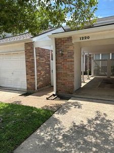 1220 Fountain View Dr #197