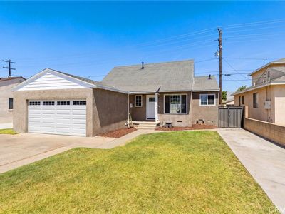 Property at 8289 Poinsettia Dr, Buena Park, CA