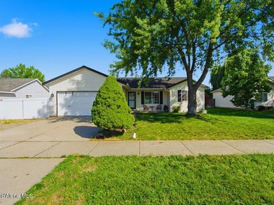 1371 W Heron Ave