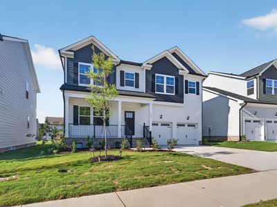 736 Aristocrat Ln