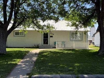 209 N Main St