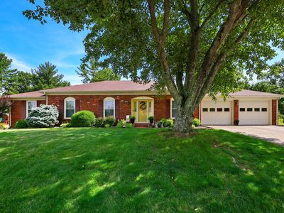 15 Sheffield Ln
