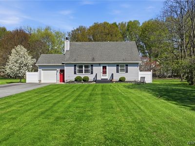 5082 Lake Rd
