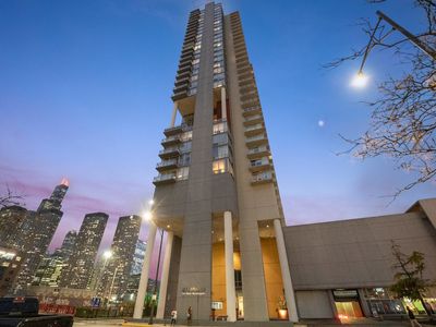 737 W Washington Blvd APT 801