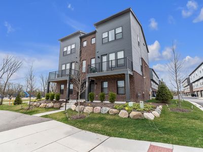 2110 Park Dr
