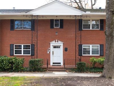 3660 Peachtree Rd NE APT E4