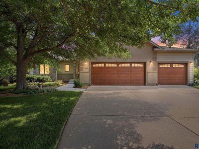 3509 E Braeburn Cir