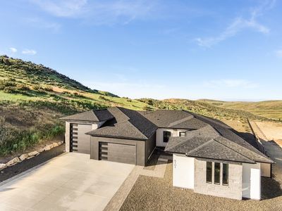 Tamarack Plan, Avimor