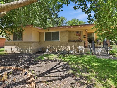 913 Blossom Rd