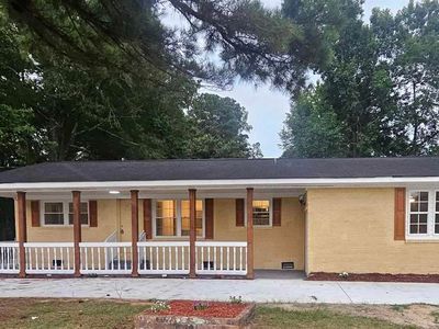 2109 W Highway 76