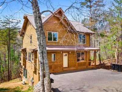 2009 Smoky Cove Rd