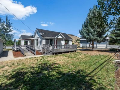 2185 SE Paulina Hwy