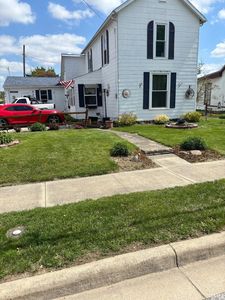 523 S Main St