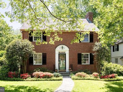 325 Broadmoor Rd