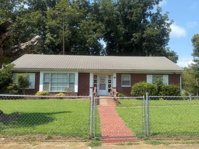 308 S Cherokee St