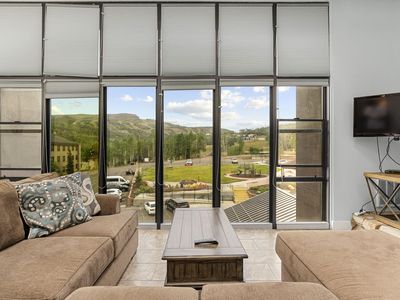 223 Hunter Ridge Rd #1310