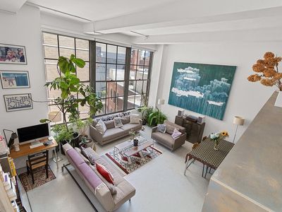 111 4th Ave APT 3B