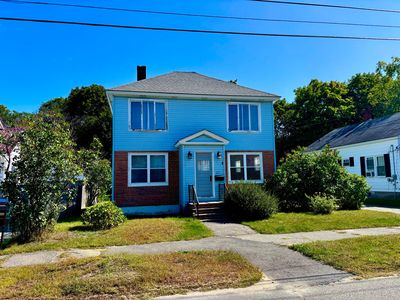 27 Eastland Avenue