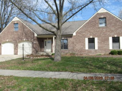 1318 Broadmoor Dr
