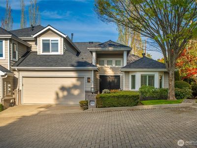 102 8th Lane #102