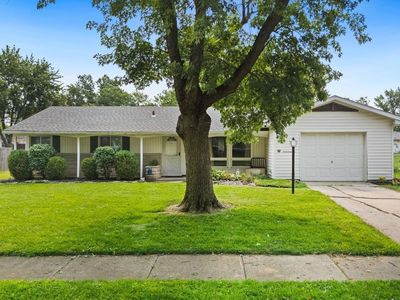 7415 Avalon Dr