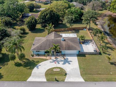 5580 SE Paramount Drive