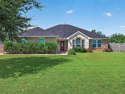 Property at 10706 Harry Dr, Needville, TX