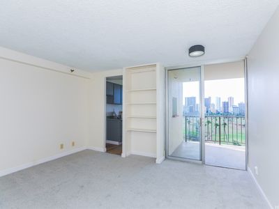 2916 Date St APT 10I