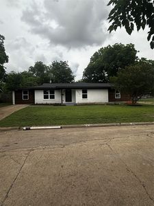 2800 Cecil Dr