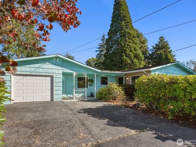 1322 Ivy Road