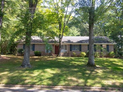 4928 Red Oak Ln