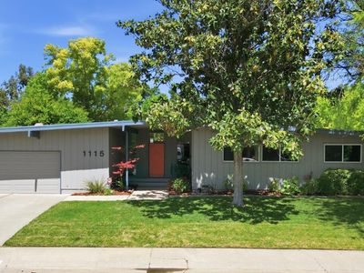 1115 Radcliffe Dr