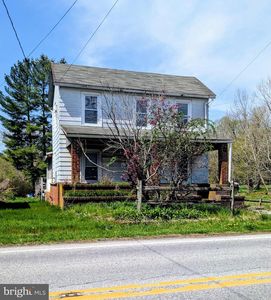 1988 Valley Rd