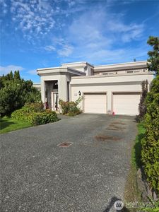 8122 Coquitlam Place