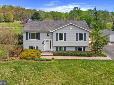 3229 Beards Point Rd