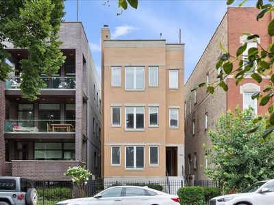 1112 N Paulina St APT 2