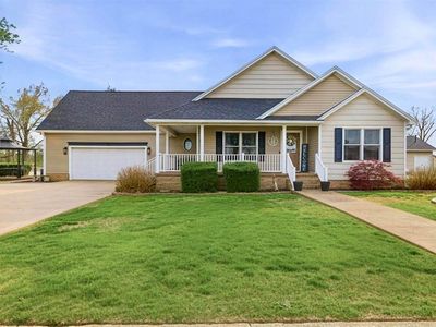 262 Abbie Ave