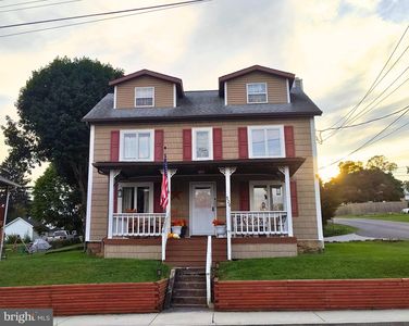 320 Myrtle Ave