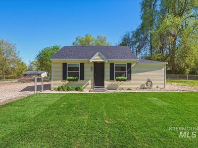 103 S 16th Ave