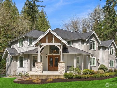 2723 204th Avenue SE