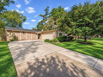 95 Paradise Valley Dr