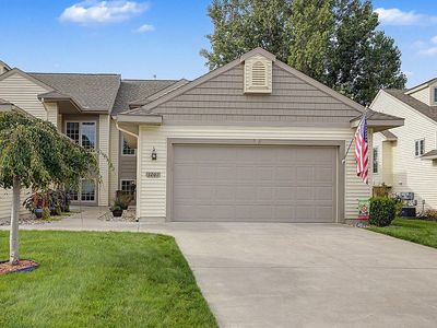 1207 S Timberview Dr